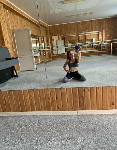 alislyfox pretty model gallery