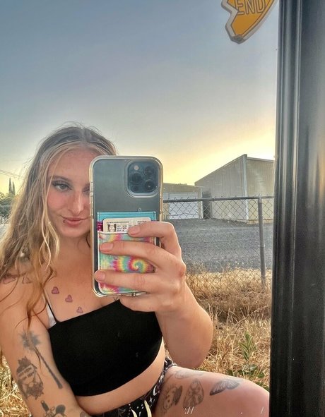 xoxobri69free free actress photo