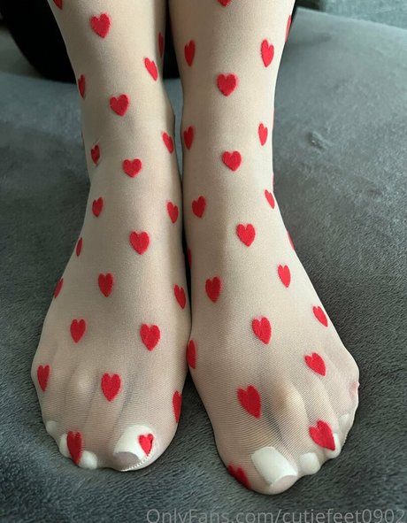 cutiefeet0902 pornstar erotic pic