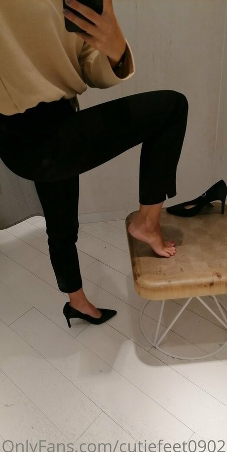 cutiefeet0902 exclusive pornstar archive