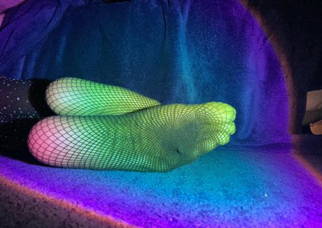 chocolatefeetbabe pornstar beautiful image