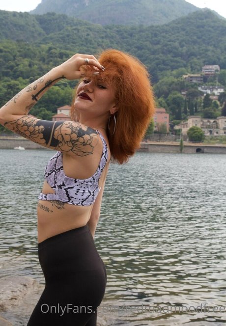 redmadmoodfree star erotic pics