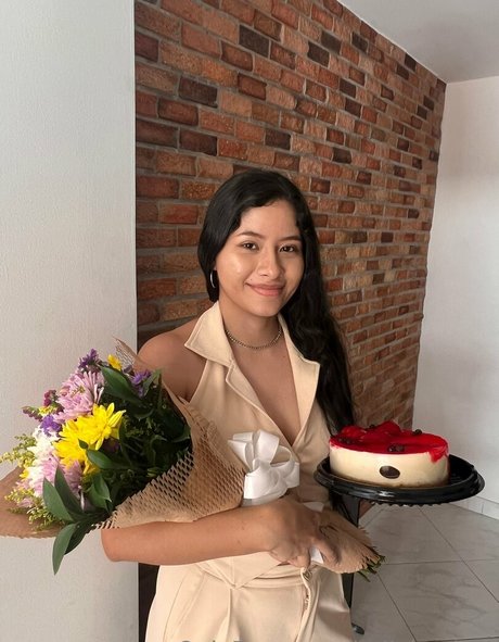 suuuuuki pornstar hot images