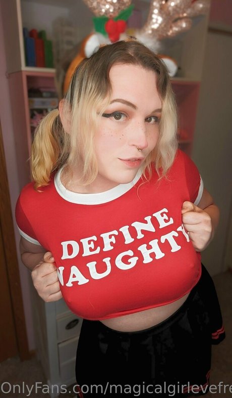 magicalgirlevefree pretty pornstar picture