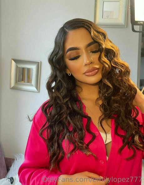 emsexylips pretty pornstar photos