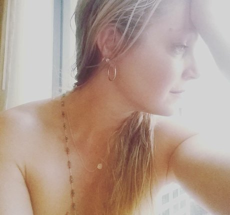 Clare Kramer nudes model pic