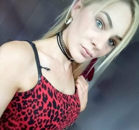 xlaylalove hot star archive