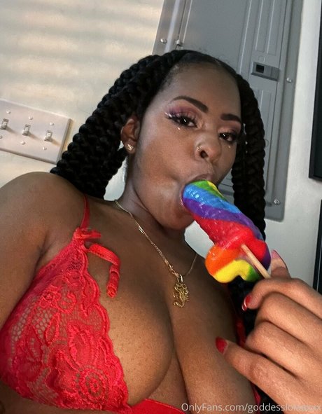 goddesslolaaxxx model naked gallery