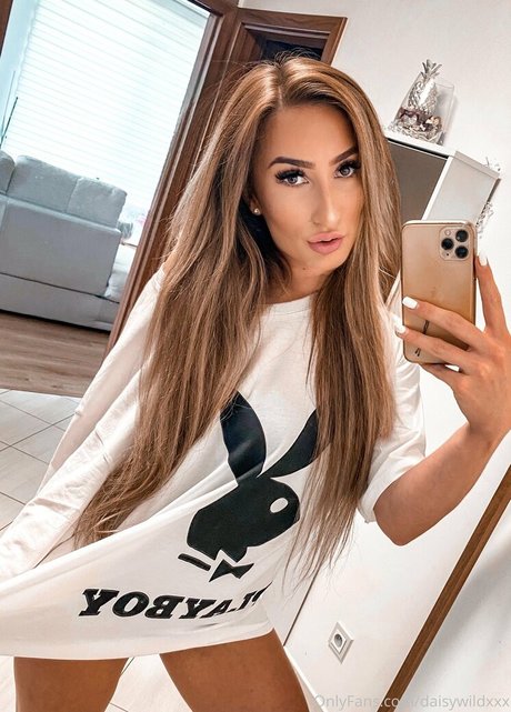 daisy elfina pretty actress photos