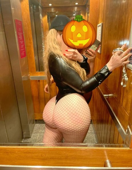 shelsonlyfans pornstar hot archive