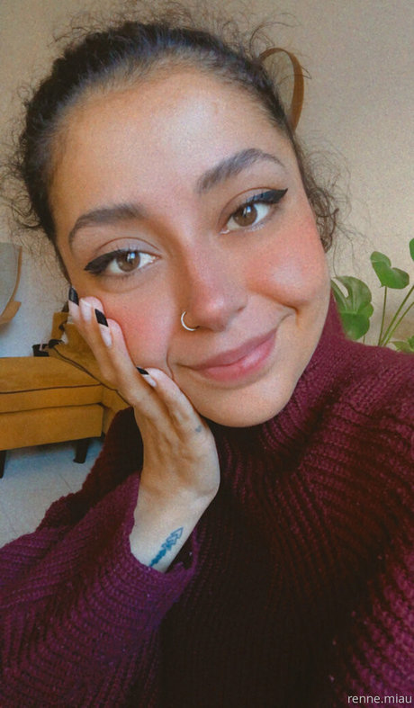 renne miau xxx model picture