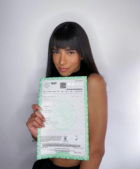 Gabrielle M model best picture