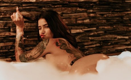 Jenn Muriel exclusive star images