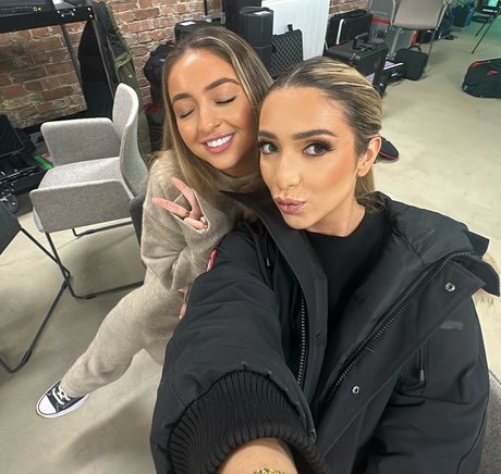 Gkbarry actress picture