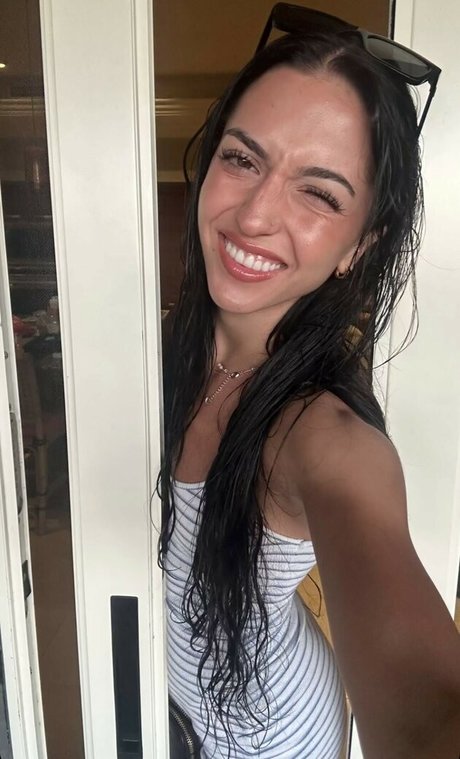 builtbybells adult model picture