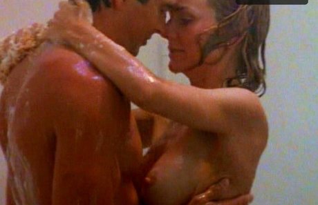 Barbara Alyn Woods hd actress img