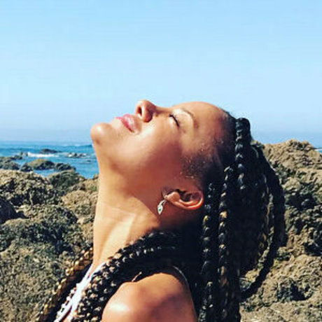 Heather Hemmens star nude picture