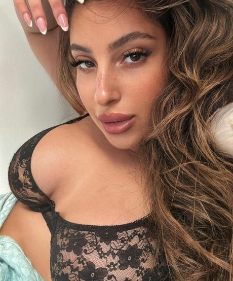 Ortal Zfania star exclusive gallery