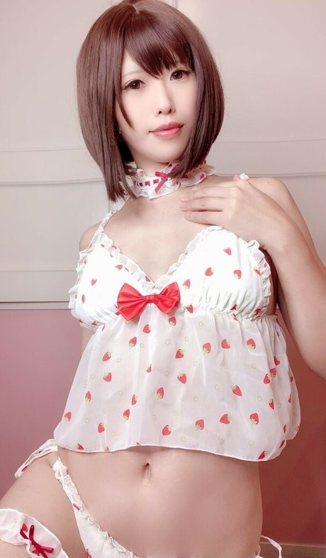 Glossy Rabbit free actress pictures