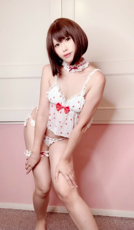 Glossy Rabbit pornstar erotic images