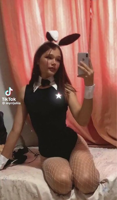 Myrjulia porn actress img