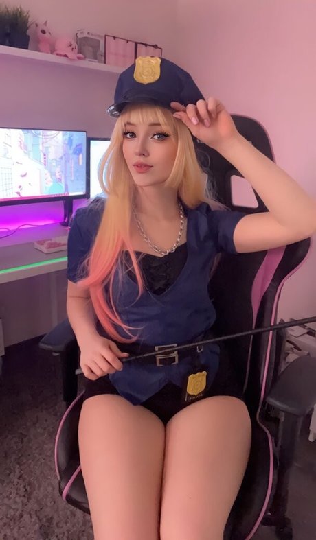 OMGPopx porn actress picture