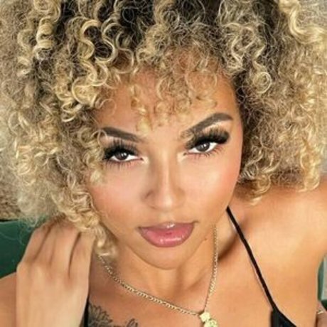 lesbian pussy onlyfans exclusive gallery