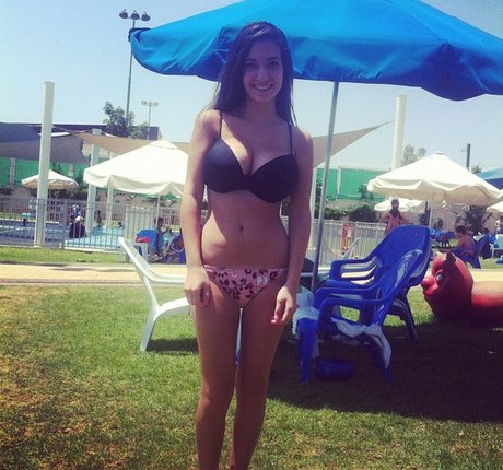 Sapir Hazansky adult model images