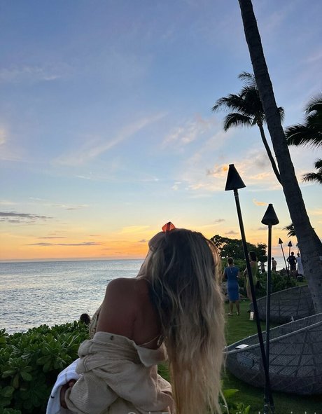 indywright model nudes gallery