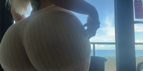 bootybyshelll erotic star pic