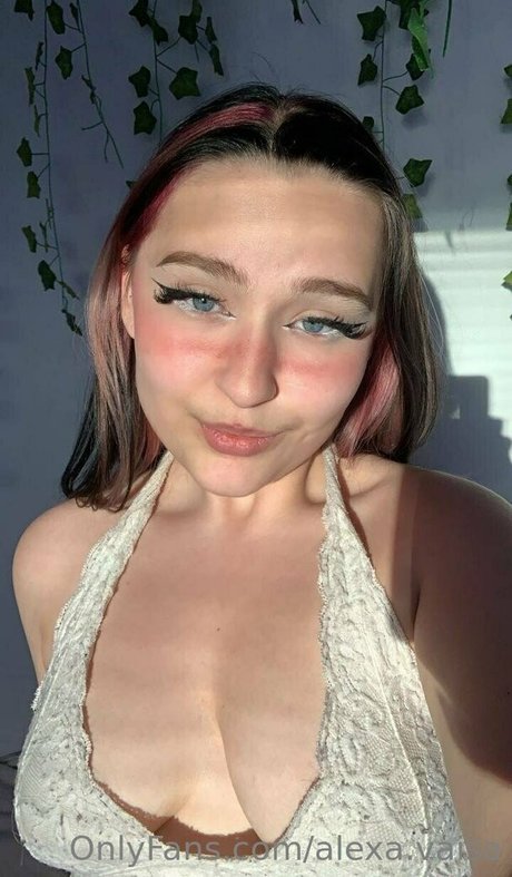 alexa vaisa high quality model picture