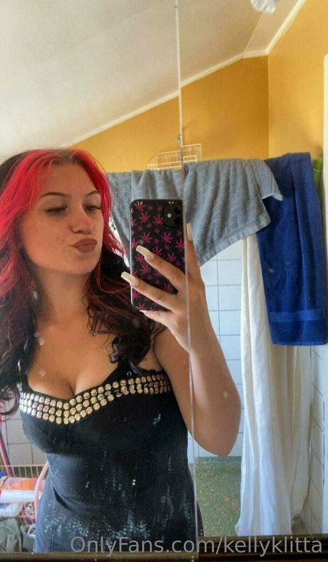 kellyklitta model pornographic images