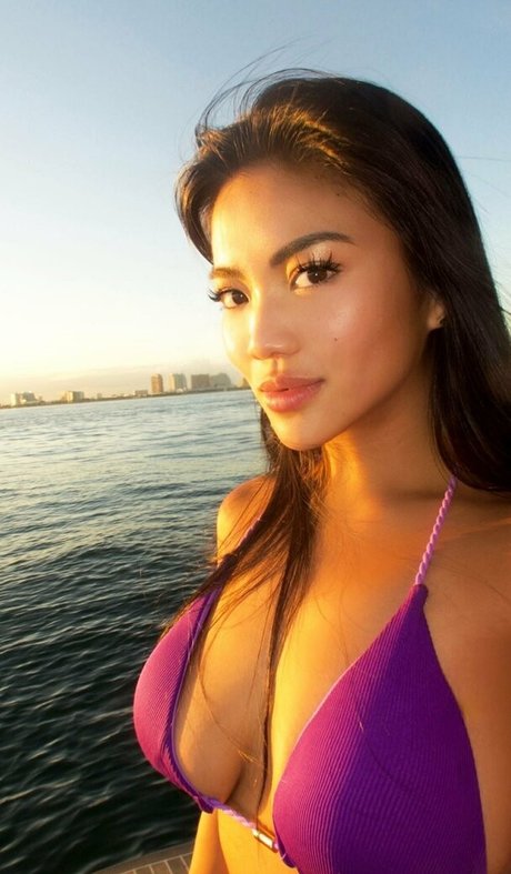 annaslifelux model sexy picture