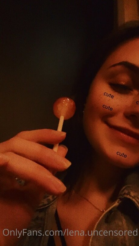 lena uncensored model free pics