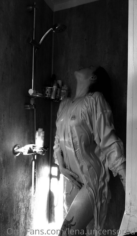 lena uncensored model exclusive picture