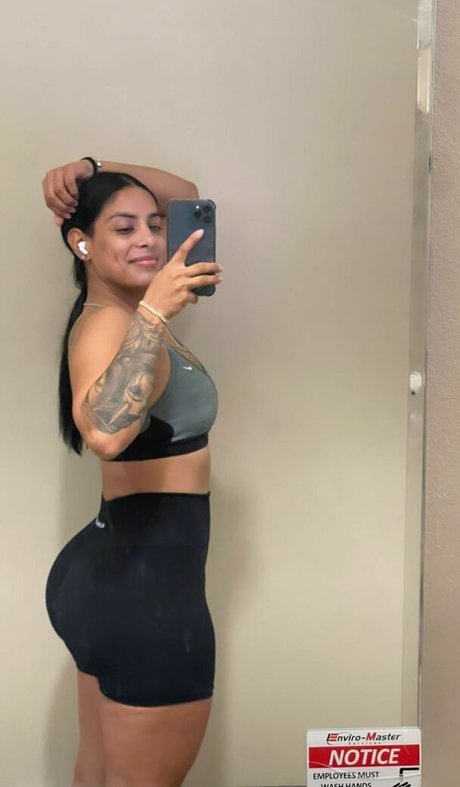 janibel b erotic actress archive