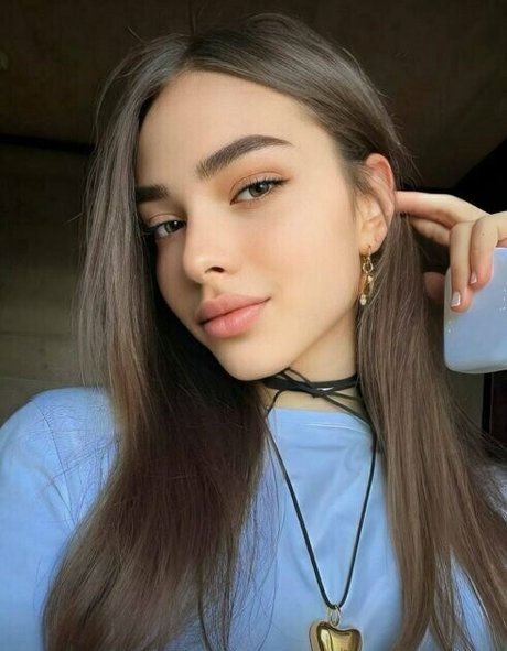 anna flirt pornographic actress photos