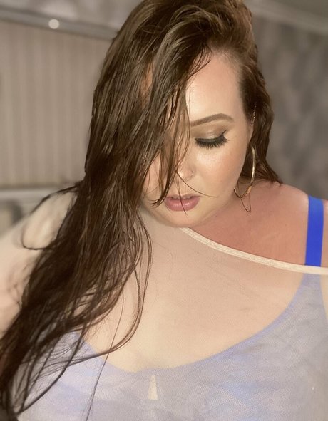 juicylucy505free model adult archive