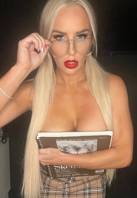 Dana Brooke hot star archive