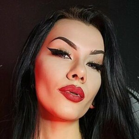 Demoness Luna high quality pornstar pictures