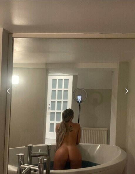 Ellie Nuttall model porn photos