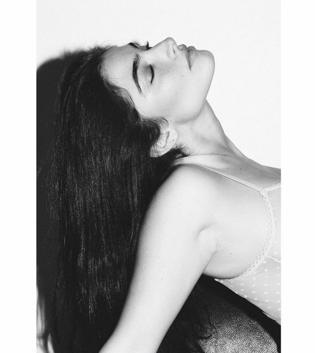 Lee Rokach hot actress photo