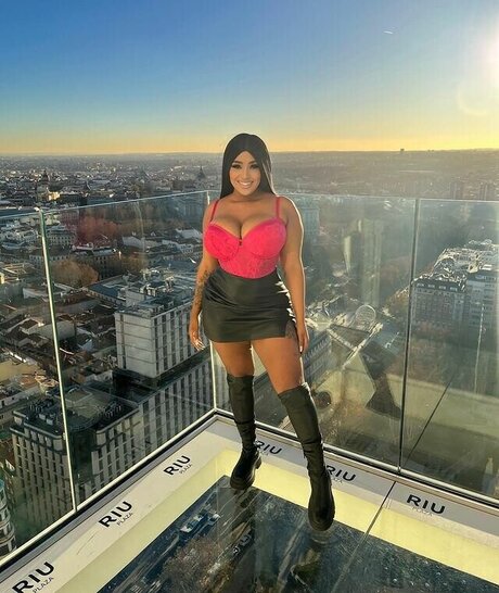 Thayana Babyy star porn images