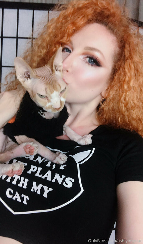 ashlewddae hot pornstar gallery