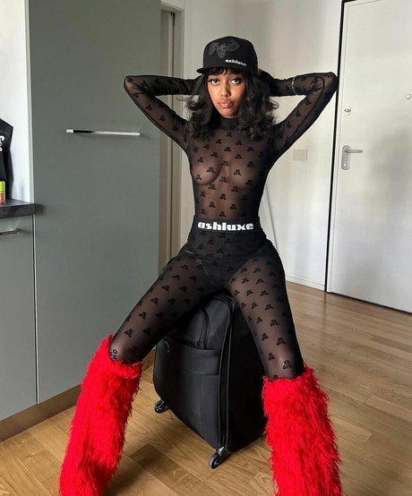 Keamokhobo xxx model photos