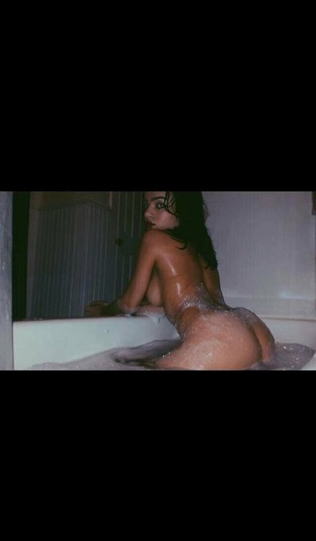 lallypop18 model nude archive