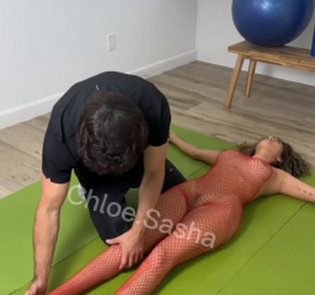 stretchmasters pornographic model image