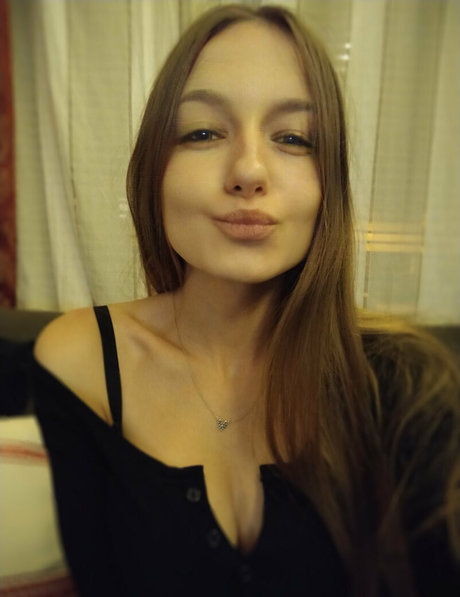 Lisadere star hot images