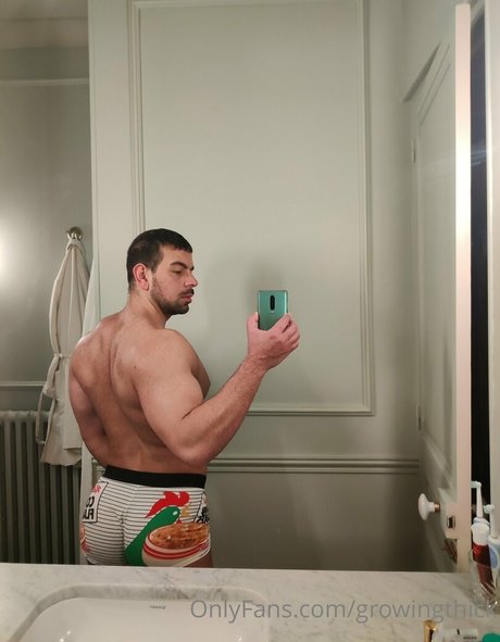 curvy kitty onlyfans sexy naked pic