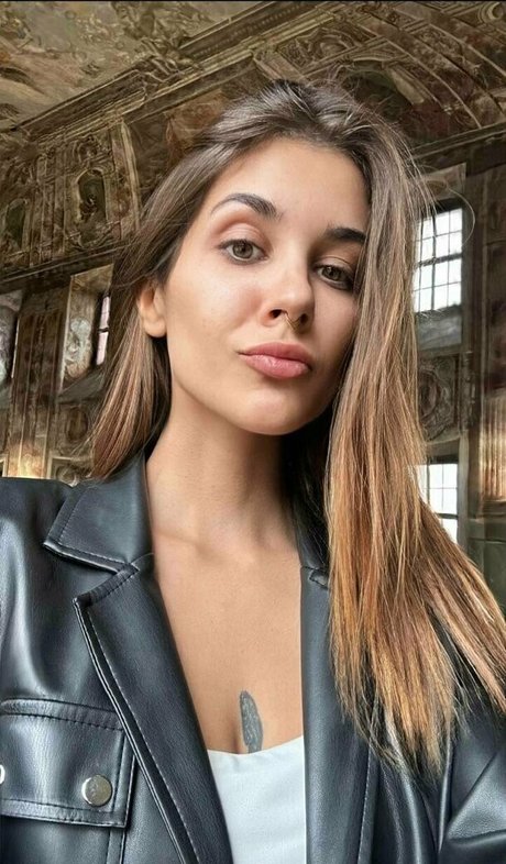 aliss foxy model sex photos